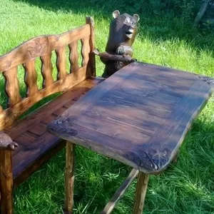 Продаёт скамья резная с медведями и стол(сосна, липа)